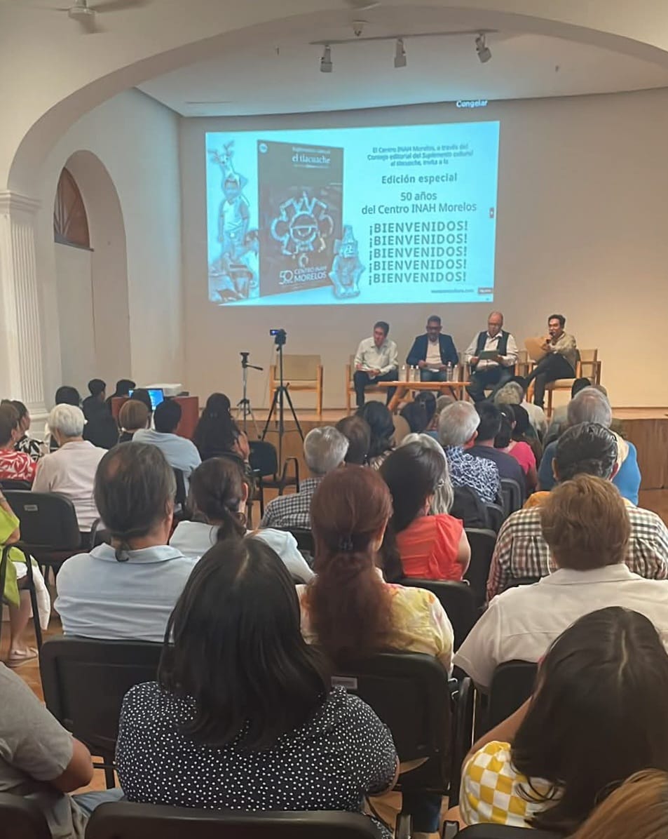 Un grupo de personas en un salón de clases El contenido generado por IA puede ser incorrecto.