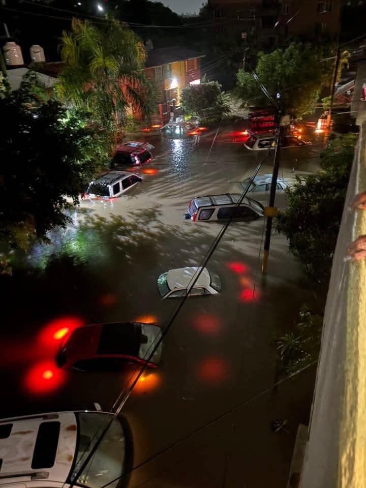 No hay ninguna descripción de la foto disponible.