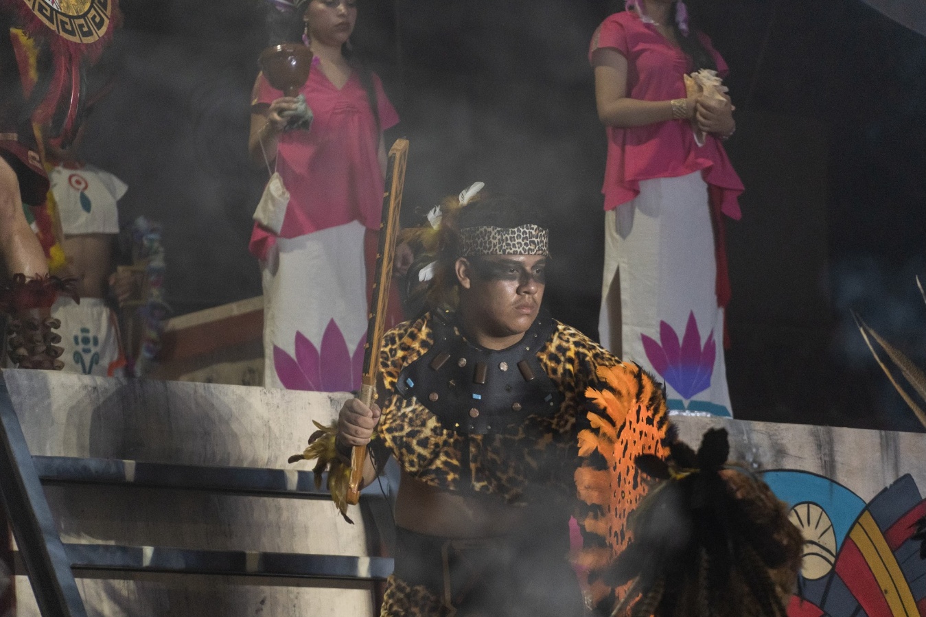 Puede ser una imagen de 3 personas