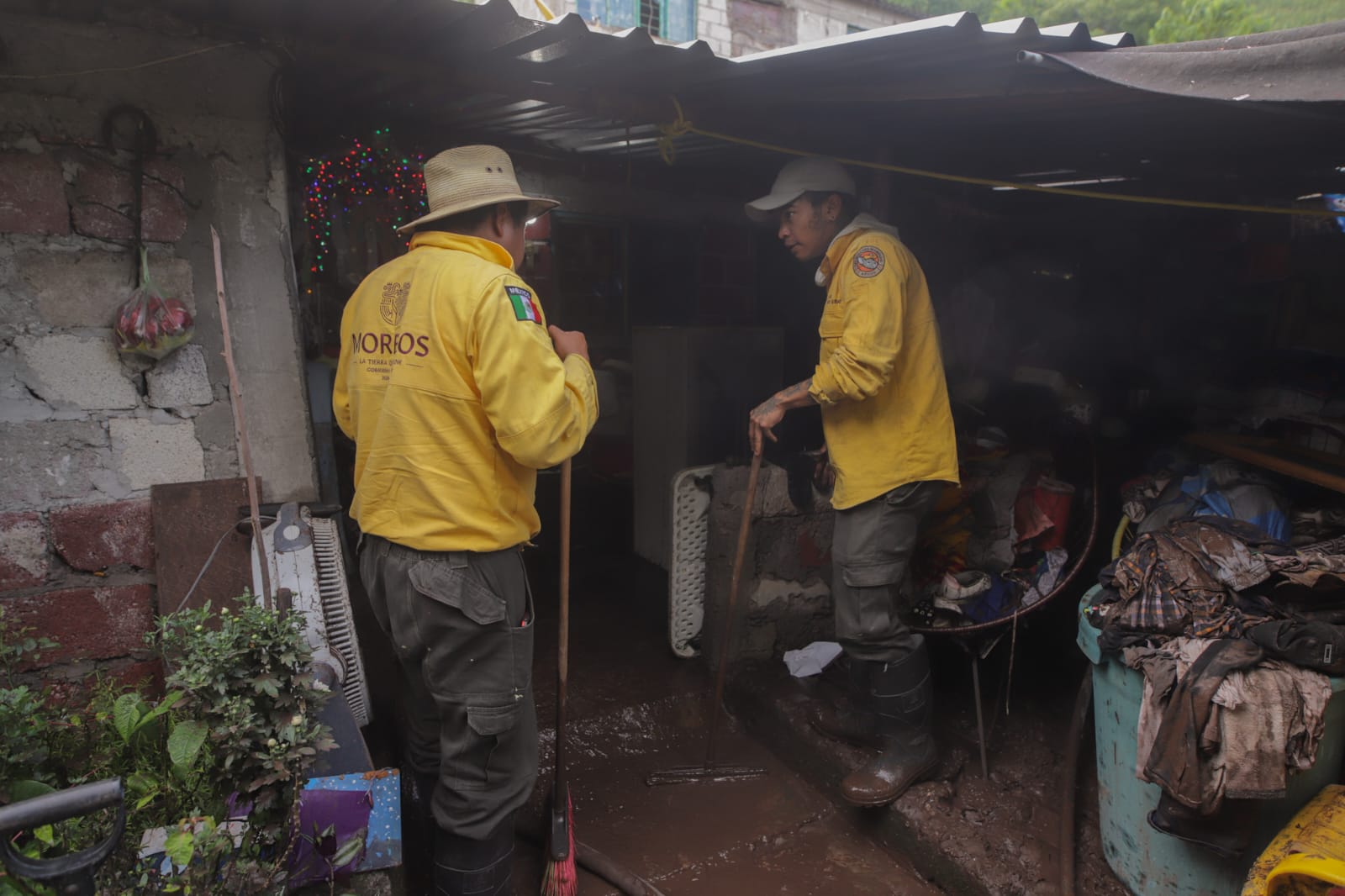 Imagen que contiene persona, parado, hombre, comida El contenido generado por IA puede ser incorrecto.