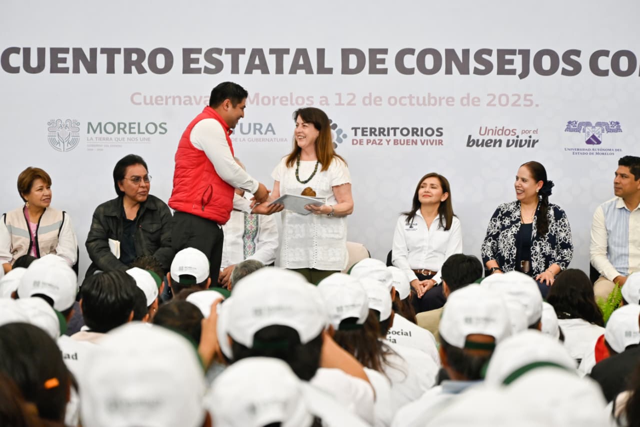 Un grupo de personas en un evento El contenido generado por IA puede ser incorrecto.